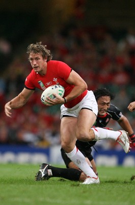 20.09.07 Wales v Japan RWC2007 Wales'  Jamie Robinson is tackled by Japan's Hitoshi Ono  