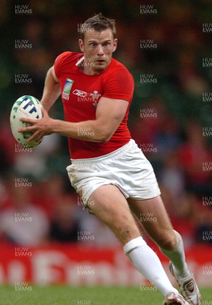20.09.07 - Wales v Japan - Rugby World Cup 2007 - Wales' Kevin Morgan 