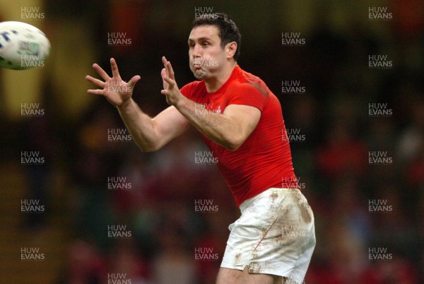 20.09.07 - Wales v Japan - Rugby World Cup 2007 - Wales' Stephen Jones 