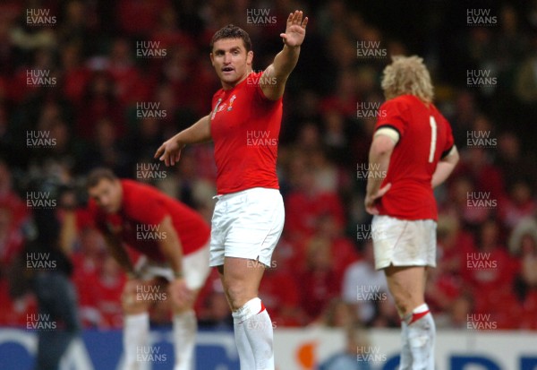 20.09.07 - Wales v Japan - Rugby World Cup 2007 - Wales' Huw Bennett 
