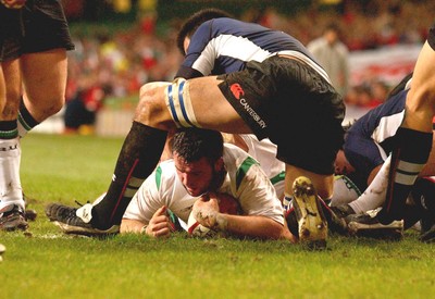 26.11.04 - Wales v Japan Wales' Mefin Davies claims a try   