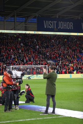 280323 - Wales v Latvia - European Championship Qualifier - Group D - Gareth Bale addresses the fans before the game