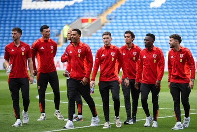 060625 - Wales v Liechtenstein - 2026 FIFA World Cup Qualifying - Wales players before game 