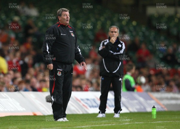 11.10.08 ... Wales v Liechtenstein, World Cup Qualifying Match Group 4, Millennium Stadium, Cardiff - Wales' manager John Toshack during the second half 