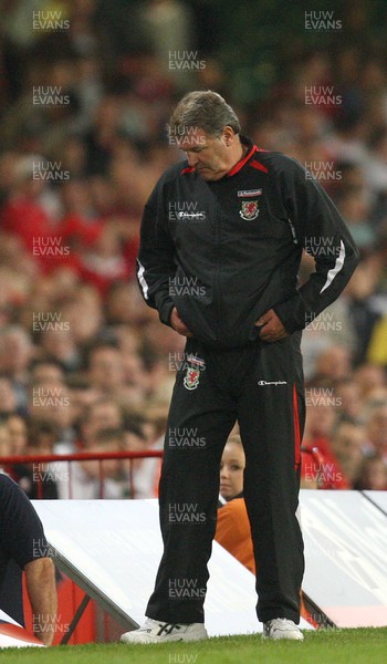 11.10.08 ... Wales v Liechtenstein, World Cup Qualifying Match Group 4, Millennium Stadium, Cardiff - Wales manager John Toshack 