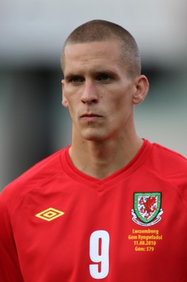 11.08.10 .. Wales v Luxembourg, .Friendly International, Llanelli -  Wales' Steve Morrison   