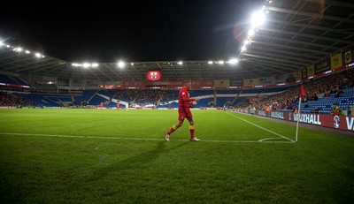 11013 - Wales v Macedonia, World Cup 2014 Qualifying - Wales' Craig Bellamy prepares to take a corner kick in front of a sparse crowd at the Cardiff City Stadium(c) Huw Evans Picture Agency, Cardiff
