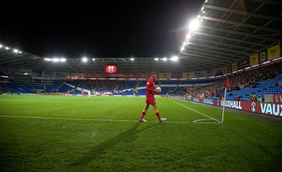 11013 - Wales v Macedonia, World Cup 2014 Qualifying - Wales' Craig Bellamy prepares to take a corner kick in front of a sparse crowd at the Cardiff City Stadium(c) Huw Evans Picture Agency, Cardiff
