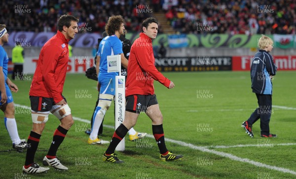 26.09.11 - Wales v Namibia - Rugby World Cup 2011 - Stephen Jones of Wales leads out his team. 