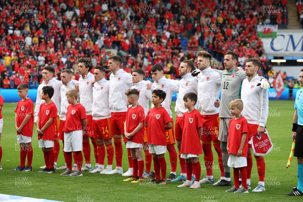 080622 - Wales v Netherlands, UEFA Nations League - Wales during the anthem