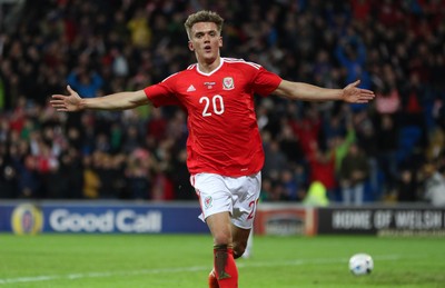 131115 - Wales v Netherlands, Vauxhall International Friendly - Emyr Huws of Wales celebrates after scoring Wales' second goal