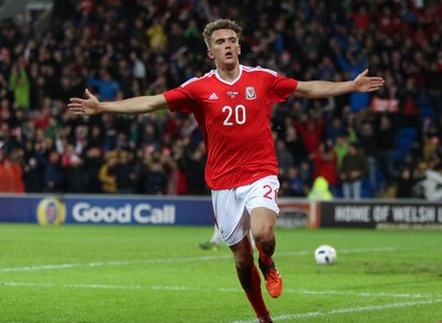 131115 - Wales v Netherlands, Vauxhall International Friendly - Emyr Huws of Wales celebrates after scoring Wales' second goal