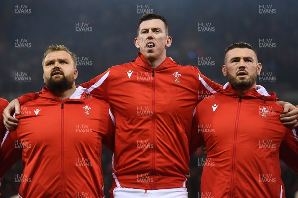 051122 - Wales v New Zealand - Autumn Nations Series - Tomas Francis, Adam Beard and Gareth Thomas during the anthems