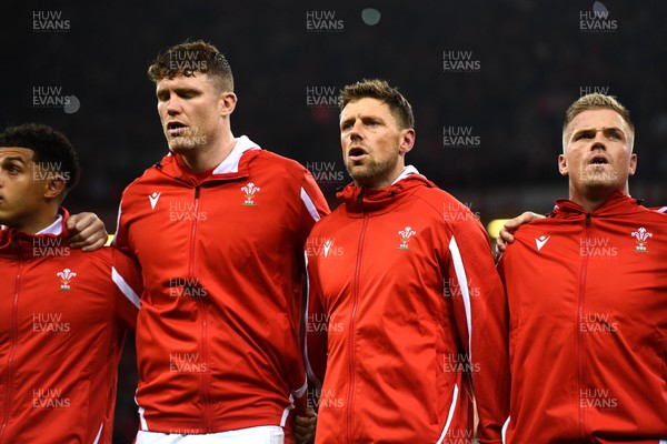 051122 - Wales v New Zealand - Autumn Nations Series - Will Rowlands, Rhys Priestland, Garth Anscombe during the anthems
