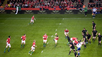 07.11.09 - Wales v New Zealand - Invesco Perpetual Series 2009 - Gareth Cooper of Wales. 