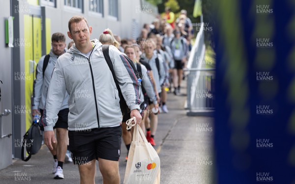 161022 - Wales v New Zealand, Women’s Rugby World Cup 2021, Pool A - Wales head coach Ioan Cunningham leads the Wales squad as they arrive at Waitakere Stadium ahead of their match against New Zealand