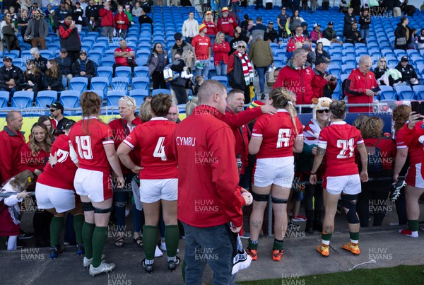 161022 - Wales v New Zealand, Women’s Rugby World Cup 2021, Pool A - Wales players meet up with family, friends and supporters at the end of the match