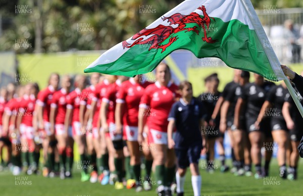161022 - Wales v New Zealand, Women’s Rugby World Cup 2021, Pool A - Siwan Lillicrap of Wales leads the Welsh team out