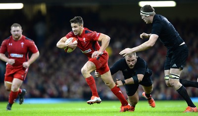 221114 - Wales v New Zealand All Blacks - Dove Men Care -Rhys Webb of Wales is tackled by Owen Franks of New Zealand