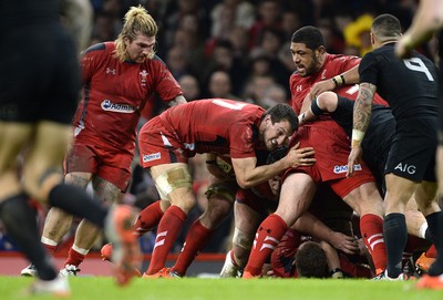 221114 - Wales v New Zealand All Blacks - Dove Men Care -Sam Warburton of Wales