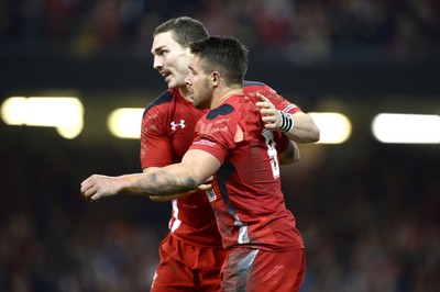 221114 - Wales v New Zealand All Blacks - Dove Men Care -George North congratulates Rhys Webb of Wales after try