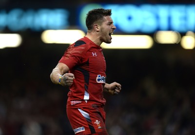 221114 - Wales v New Zealand All Blacks - Dove Men Care -Rhys Webb of Wales celebrates his try