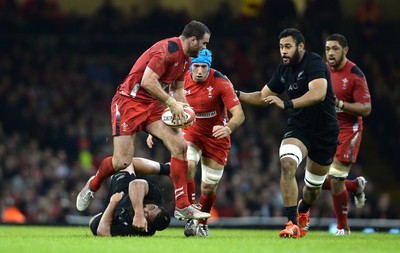 221114 - Wales v New Zealand All Blacks - Dove Men Care -Jamie Roberts of Wales