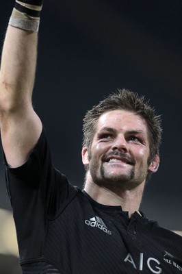 221114 - Wales v New Zealand - Dove Men Series 2014 - Richie McCaw of New Zealand thanks fans after the game