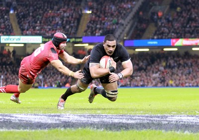 221114 - Wales v New Zealand - Dove Men+Care Series - Jerome Kaino of New Zealand scores a try