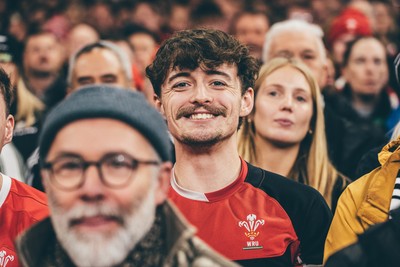 221125 - Wales v New Zealand - Quilter Nations Series - Wales Fans inside the stadium during the game 
