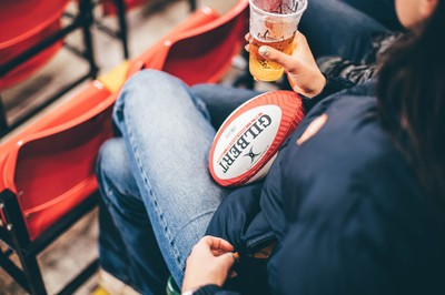 221125 - Wales v New Zealand - Quilter Nations Series - Wales Fans inside the stadium during the game 