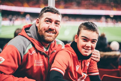 221125 - Wales v New Zealand - Quilter Nations Series - Wales Fans inside the stadium during the game 