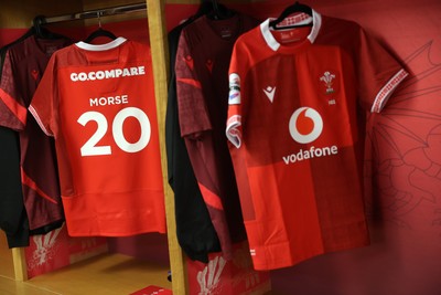 221125 - Wales v New Zealand - Quilter Nations Series - Morgan Morse of Wales jersey before the game