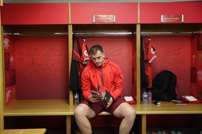 221125 - Wales v New Zealand All Blacks - Quilter Nations Series - Morgan Morse of Wales in the dressing room