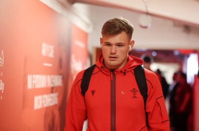 221125 - Wales v New Zealand All Blacks - Quilter Nations Series - Taine Plumtree of Wales arrives at the stadium