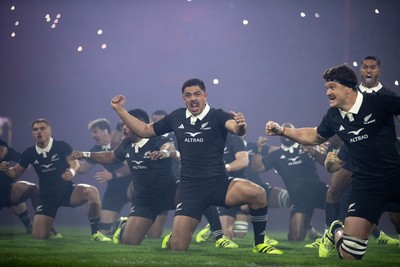 221125 - Wales v New Zealand All Blacks - Quilter Nations Series - All Blacks perform the haka