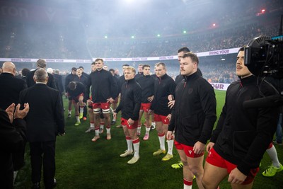 221125 - Wales v New Zealand All Blacks - Quilter Nations Series - Wales before the haka