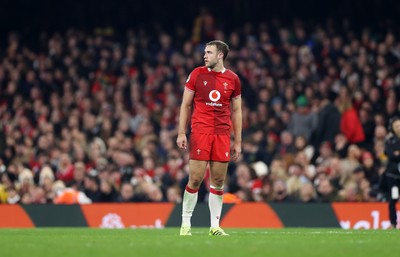 221125 - Wales v New Zealand All Blacks - Quilter Nations Series - Max Llewellyn of Wales 