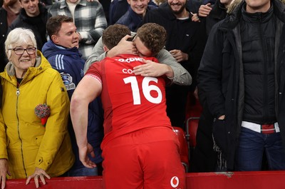 221125 - Wales v New Zealand All Blacks - Quilter Nations Series - Brodie Coghlan of Wales with friends and family 