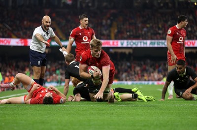 221125 - Wales v New Zealand All Blacks - Quilter Nations Series - Taine Plumtree of Wales 