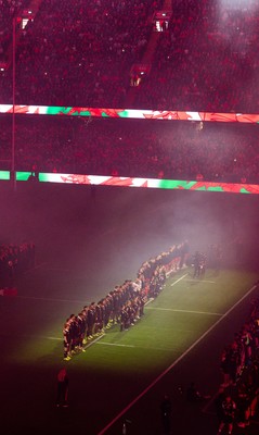221125 - Wales v New Zealand, Quilter Nations Series - The teams line up for the anthems