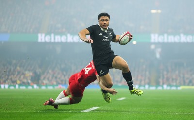 221125 - Wales v New Zealand, Quilter Nations Series - Caleb Clarke of New Zealand races in to score try