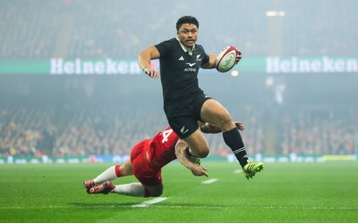 221125 - Wales v New Zealand, Quilter Nations Series - Caleb Clarke of New Zealand races in to score try