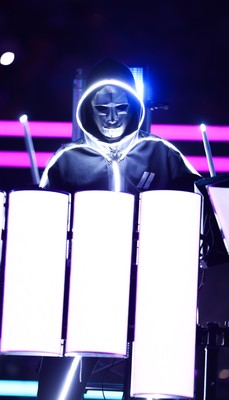 221125 - Wales v New Zealand, Quilter Nations Series -The Stickmen Project perform at half time