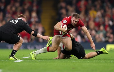 221125 - Wales v New Zealand, Quilter Nations Series - Max Llewellyn of Wales