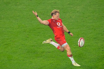 221125 - Wales v New Zealand - Quilter Nations Series - Blair Murray of Wales