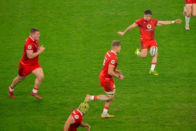 221125 - Wales v New Zealand - Quilter Nations Series - Dan Edwards of Wales
