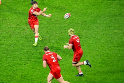 221125 - Wales v New Zealand - Quilter Nations Series - Dan Edwards of Wales