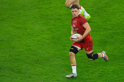 221125 - Wales v New Zealand - Quilter Nations Series - Alex Mann of Wales  