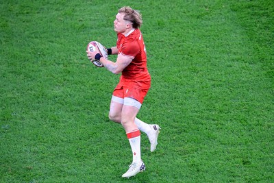 221125 - Wales v New Zealand - Quilter Nations Series - Blair Murray of Wales